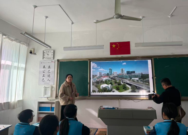 讲堂不再枯燥乏味教师讲